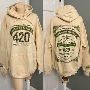 THE SMOKERS CLUB + COOKIES FARMERS MARKET 420 SWEATSHIRT HOODIE
